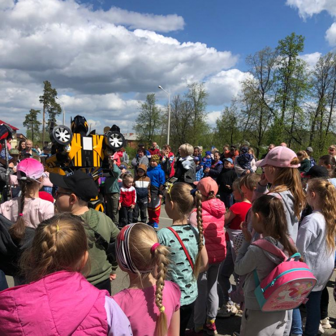 Шоу роботов